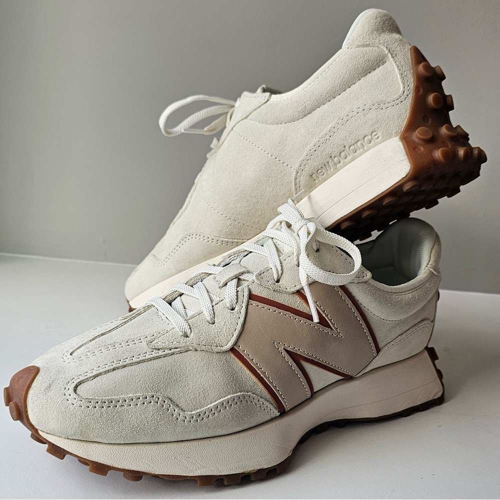 New Balance 327 Bandier collab